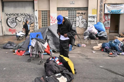 Federal judge wants independent audit of LA's homelessness programs as city struggles to curtail crisis