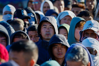 Chinese migrants make multi-country trek to US southern border: 'I just want to make money'