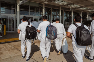 ICE looking into expanding migrant detention facilities, ACLU says