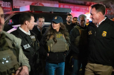 DHS Secretary Noem appears to accuse 'corrupt' FBI of leaking LA ICE raids