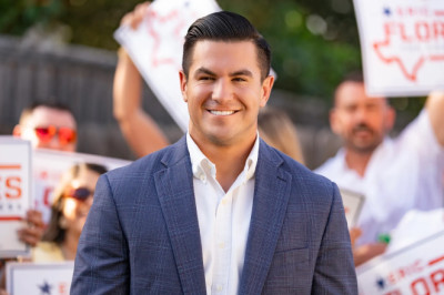 Scoop: Republican launches House bid in key swing district GOP aims to flip in 2026 midterms