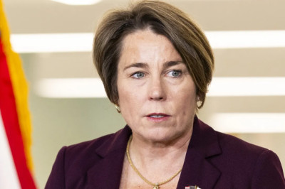 'I warned you': Left-wing governor scraps migrant shelter plan after $1B blowup