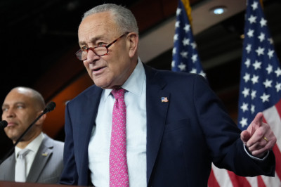 'Some authoritarian s***:' Dems rip Trump's unprecedented firing of Fed governor Lisa Cook