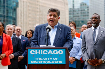 Pritzker says 'action will be met with a response' after Trump threatens to send National Guard to Chicago