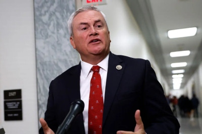 House moves to expose Epstein files, authorizes Oversight probe