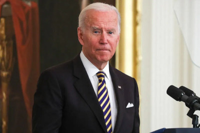 Biden 'rang the bell' after completing radiation therapy for prostate cancer