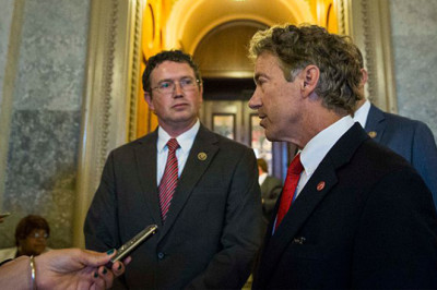 Rand Paul pledges support for Massie against Trump-backed challenger: 'I'm going to help him'