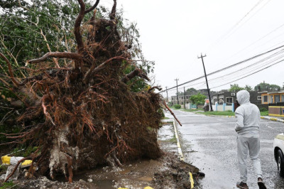 US rescue teams to descend on hard-hit Caribbean after catastrophic Hurricane Melissa's impact