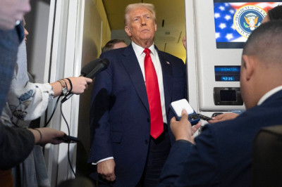 Senate defies Trump on global tariffs as Republicans join Democrats in rare bipartisan vote