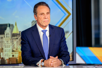 Cuomo picks up endorsements, rises in polls as comeback campaign nears finish line