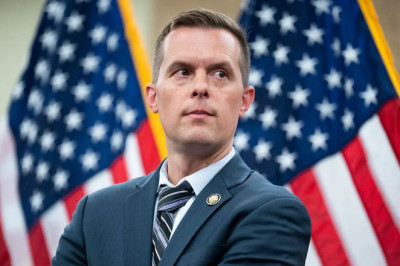 Vulnerable House Dem criticizes 'extreme' left in shocking 2026 announcement