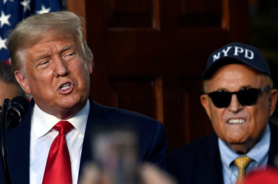 Trump pardons Rudy Giuliani, Mark Meadows, Sidney Powell, others involved in 2020 election interference saga