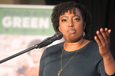 Dems fine firing troops over Biden’s vax order but furious over Trump ‘treason’ talk, GOP vet says