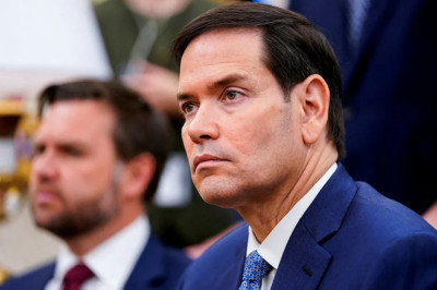 Trump admin targets anti-Christian violence with new visa crackdown policy following Nigeria attacks