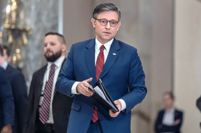 $900B defense bill advances to House-wide vote as conservative mutiny threat looms