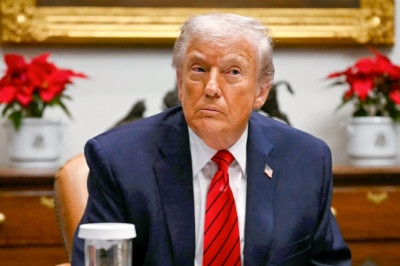 Trump declares support for Cabinet official after report he is considering replacement