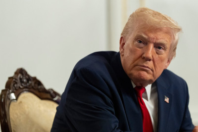 House Democrat pushes Senate to reverse Trump federal union order after GOP revolt by 20 Republicans