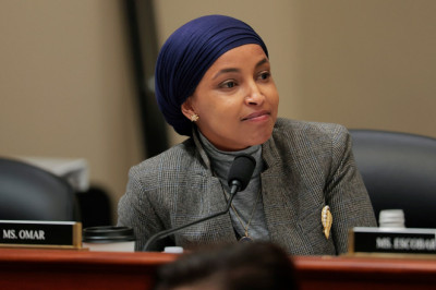Ilhan Omar claims ICE pulled over her son during ‘racial profiling’ sweep amid Trump’s crackdown in Minnesota