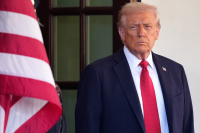 Trump stays on sidelines as GOP falters in push to unite on healthcare plan