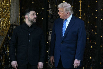 Trump, Zelenskyy say Ukraine peace deal close but 'thorny issues' remain after Florida talks