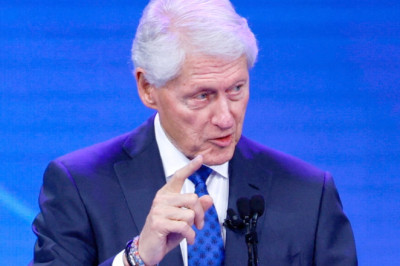Bill Clinton says Trump admin 'told us not to believe what we've seen' after latest Minnesota shooting
