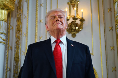 Reporter's Notebook: Trump's State of the Union becomes political boxing match as Democrats boycott